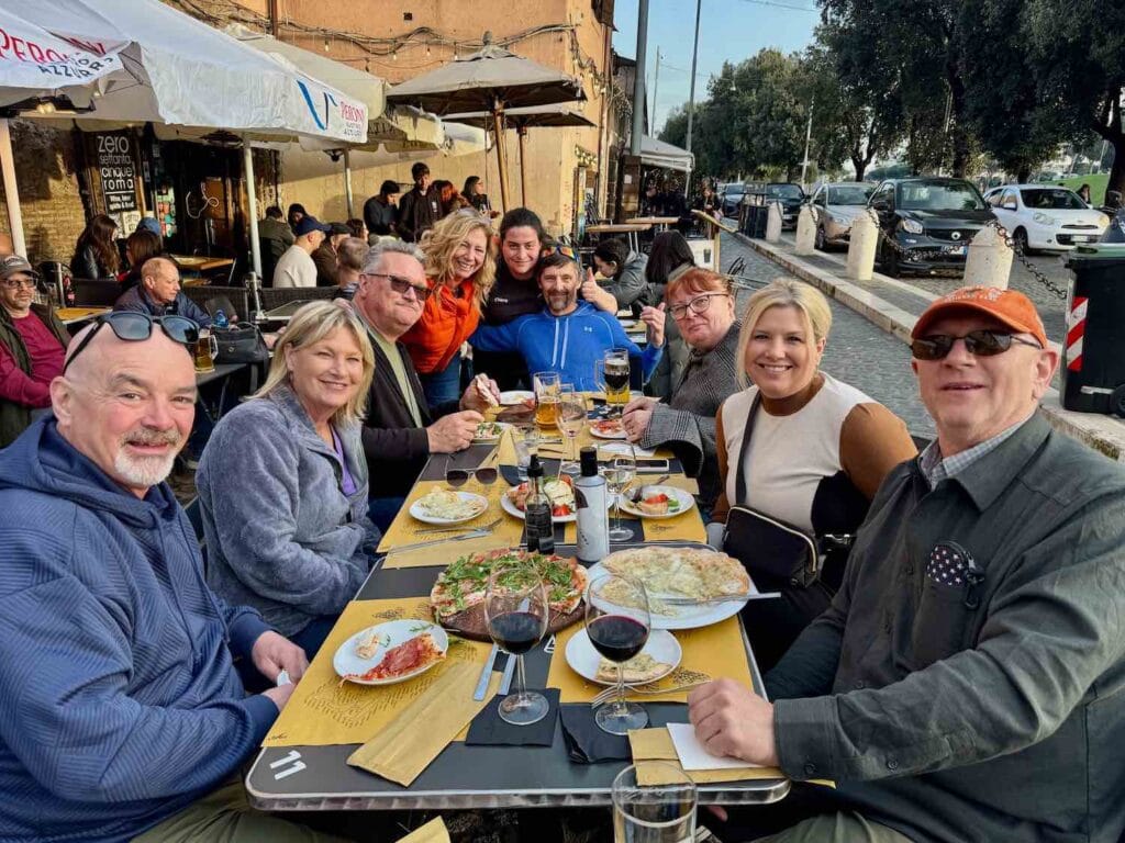 Cleveland Fagowees club members enjoying a festive dinner