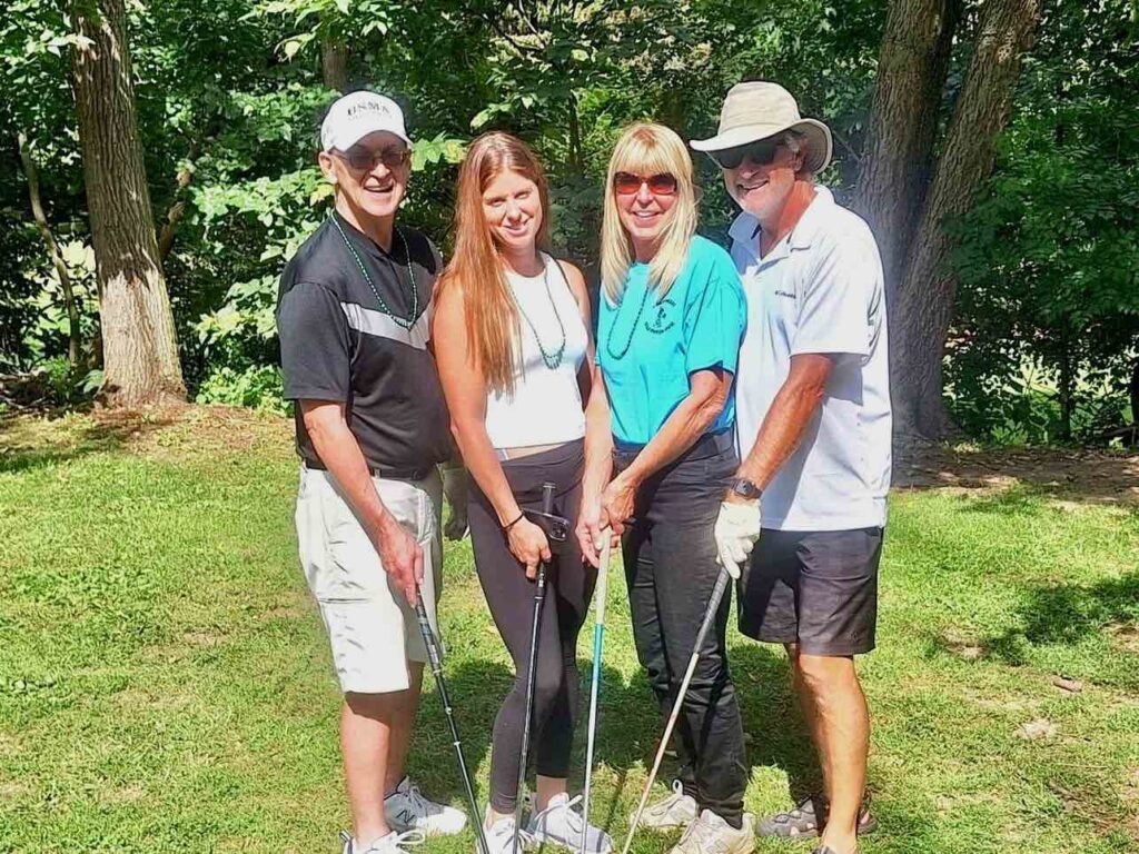 Cleveland Fagowees club members out golfing